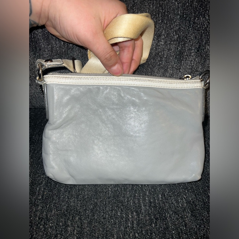 Coach Poppy Crossbody Bag🩷💥 - Picture 2 of 5
